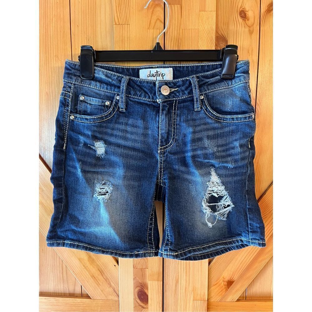 Daytrip Virgo Distressed Destroyed Dark Blue Denim Jean Shorts Size 25 (2110)